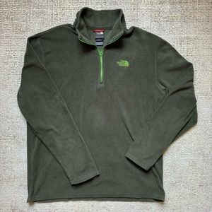 Men’s North Face large fleece pullover